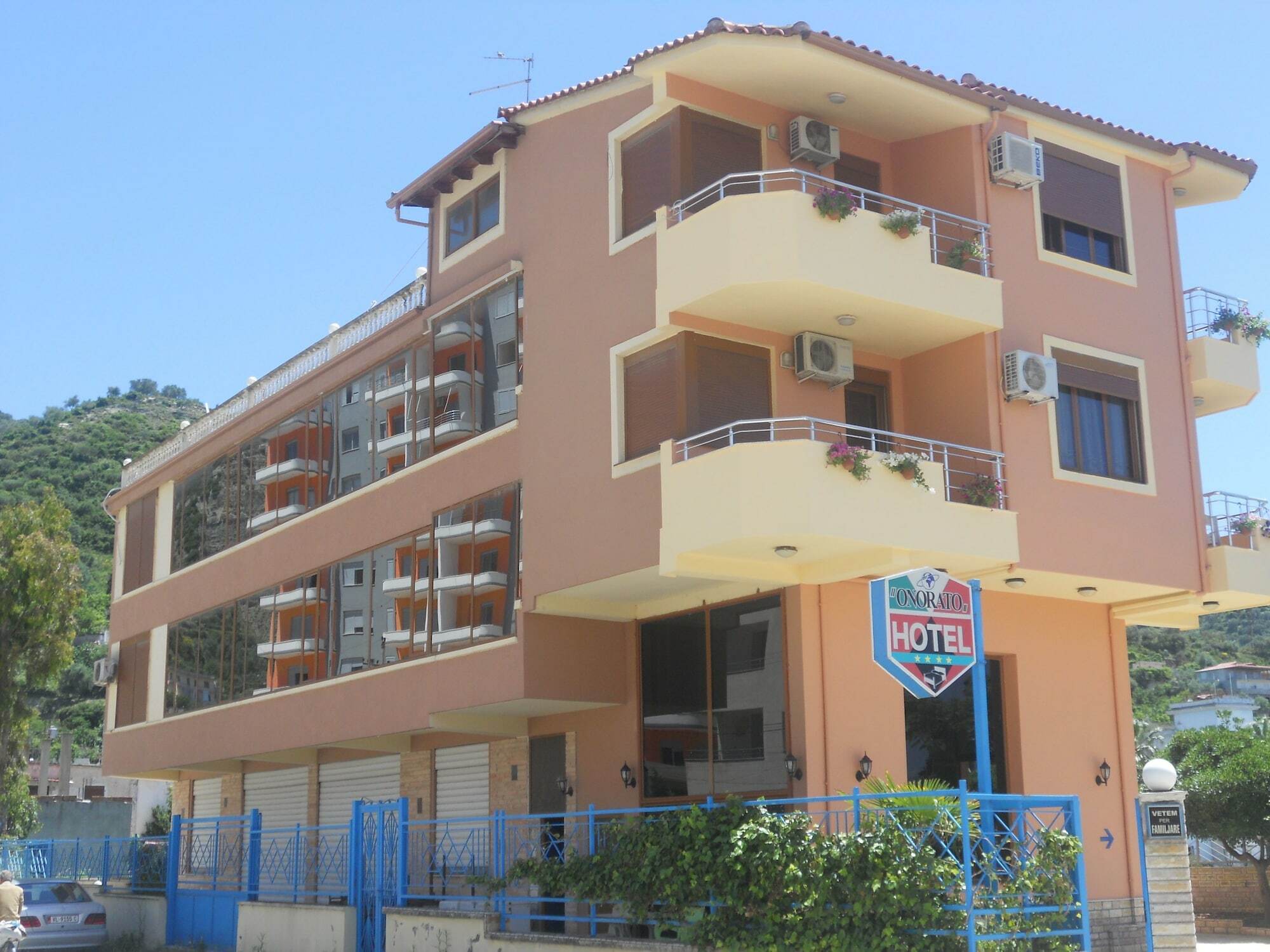 Onorato Hotel Vlora Kültér fotó